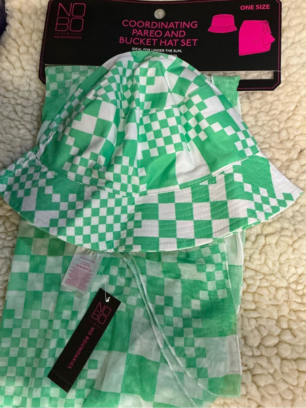 NOBO Green & White Checkerboard Bucket Hat and Pareo Set